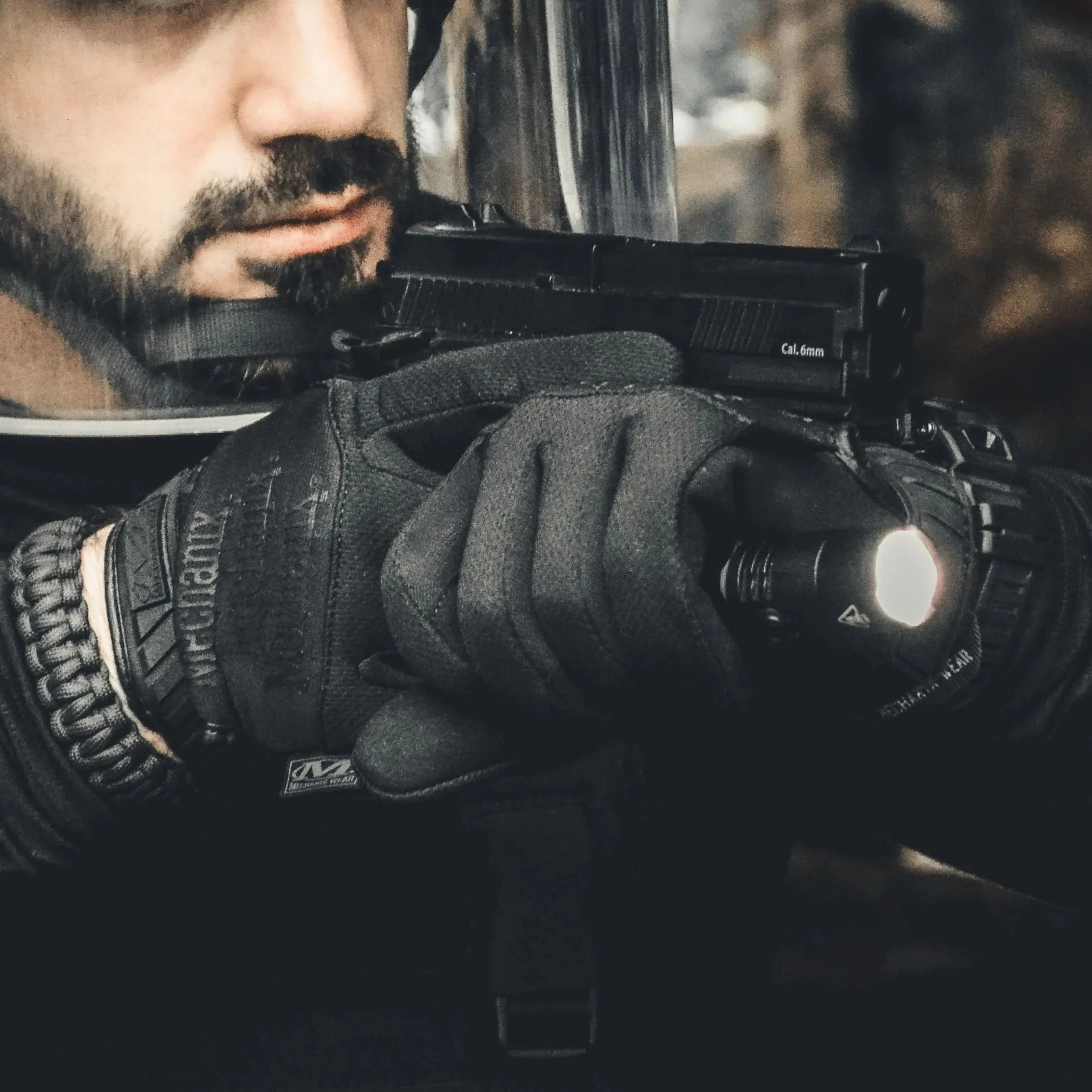 Mechanix pursuit d5 sales